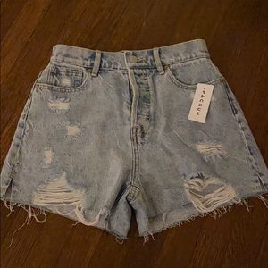 PacSun high rise icon short